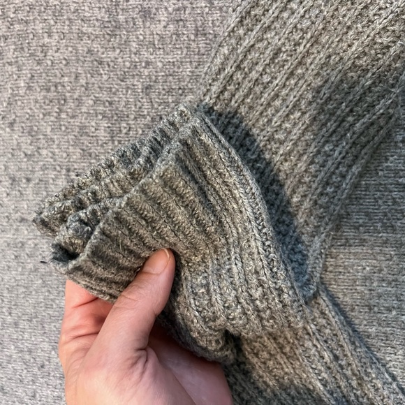 Madewell Gray Drop Shoulder Sweater Size XS - Picture 8 of 9